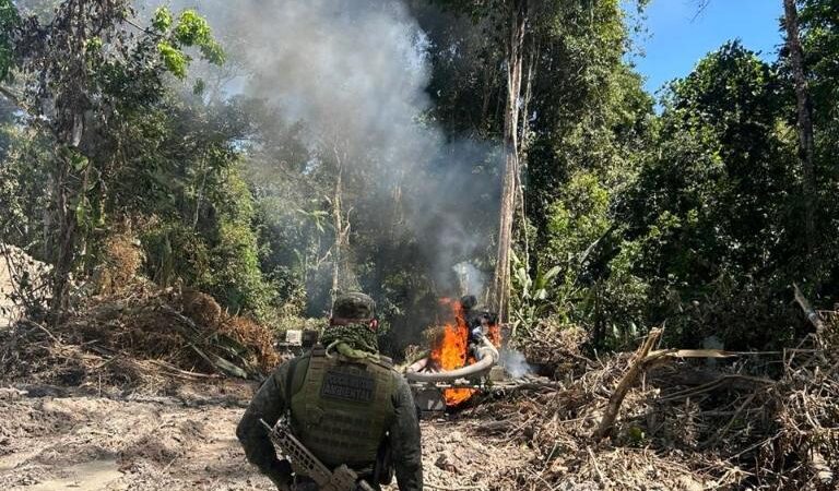 Polícia Militar fecha garimpo ilegal em Novo Mundo durante Operação Flora Hotspot