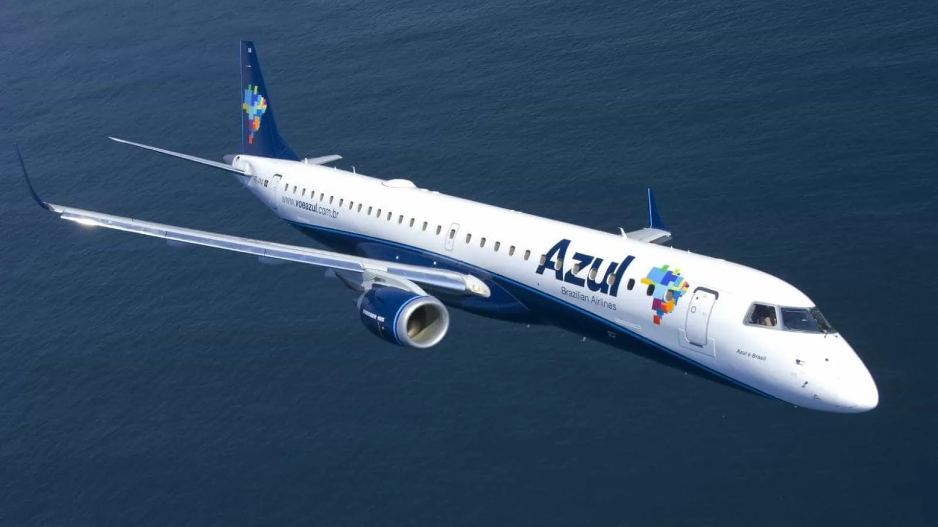 Azul tem 2º voo com emergência na semana