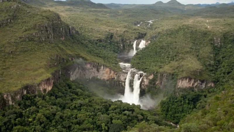 Praticante de highline morre após queda de 50 m na Chapada dos Veadeiros