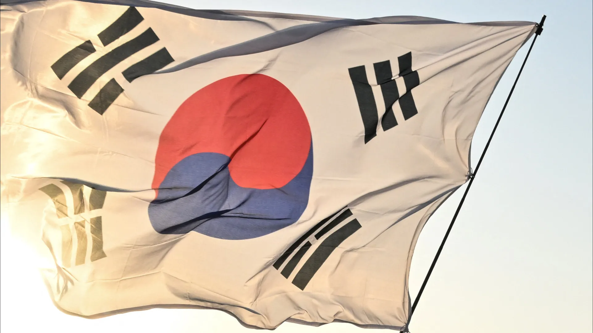 Coreia do Sul pretende fechar acordo comercial com os EUA antes do dia 1º