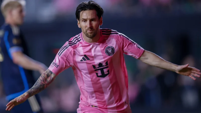 Messi ‘esquece’ Mundial e marca golaço na volta do Inter Miami à liga americana