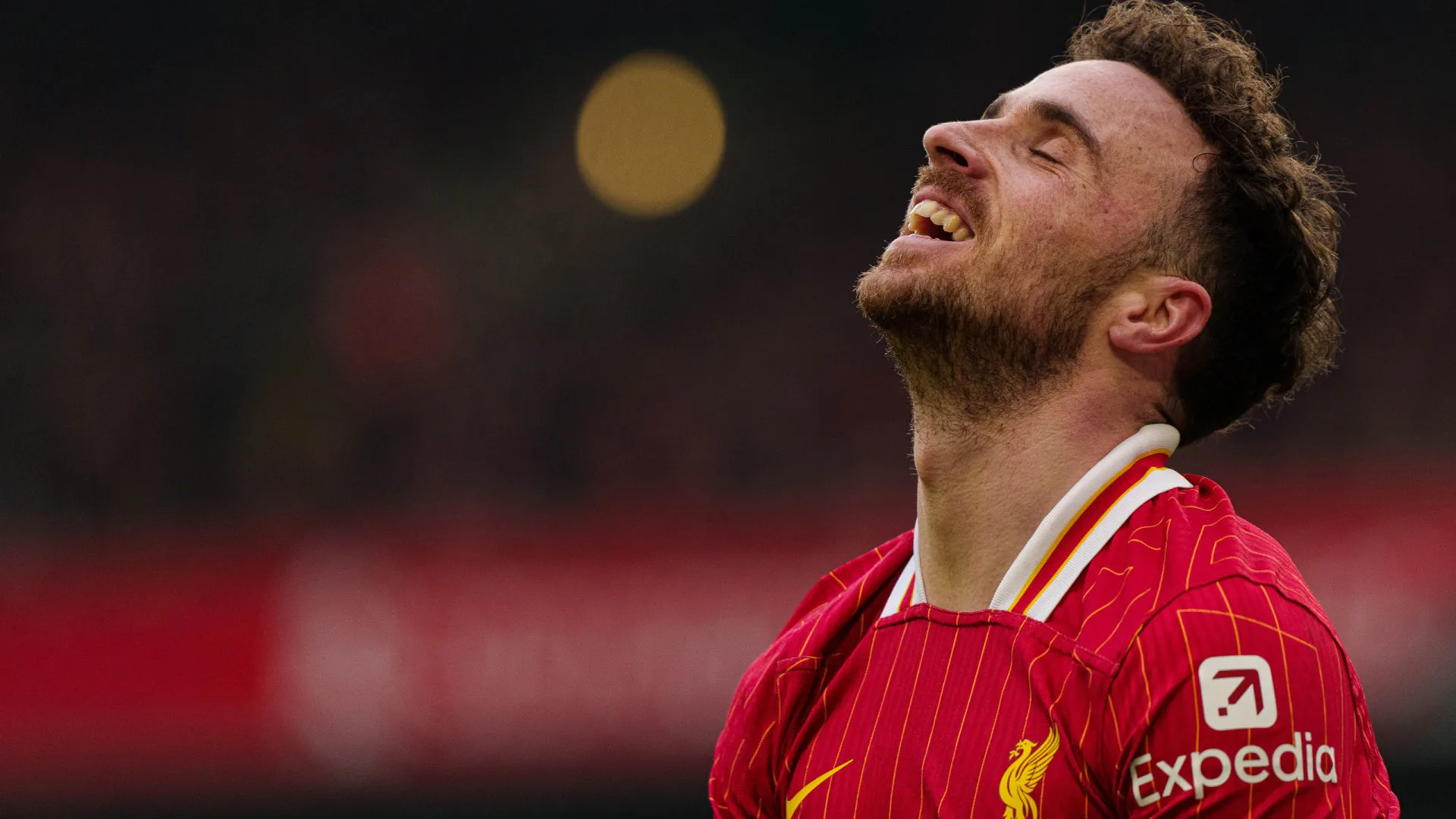 Liverpool prepara homenagens a Diogo Jota e André no 1º jogo da temporada