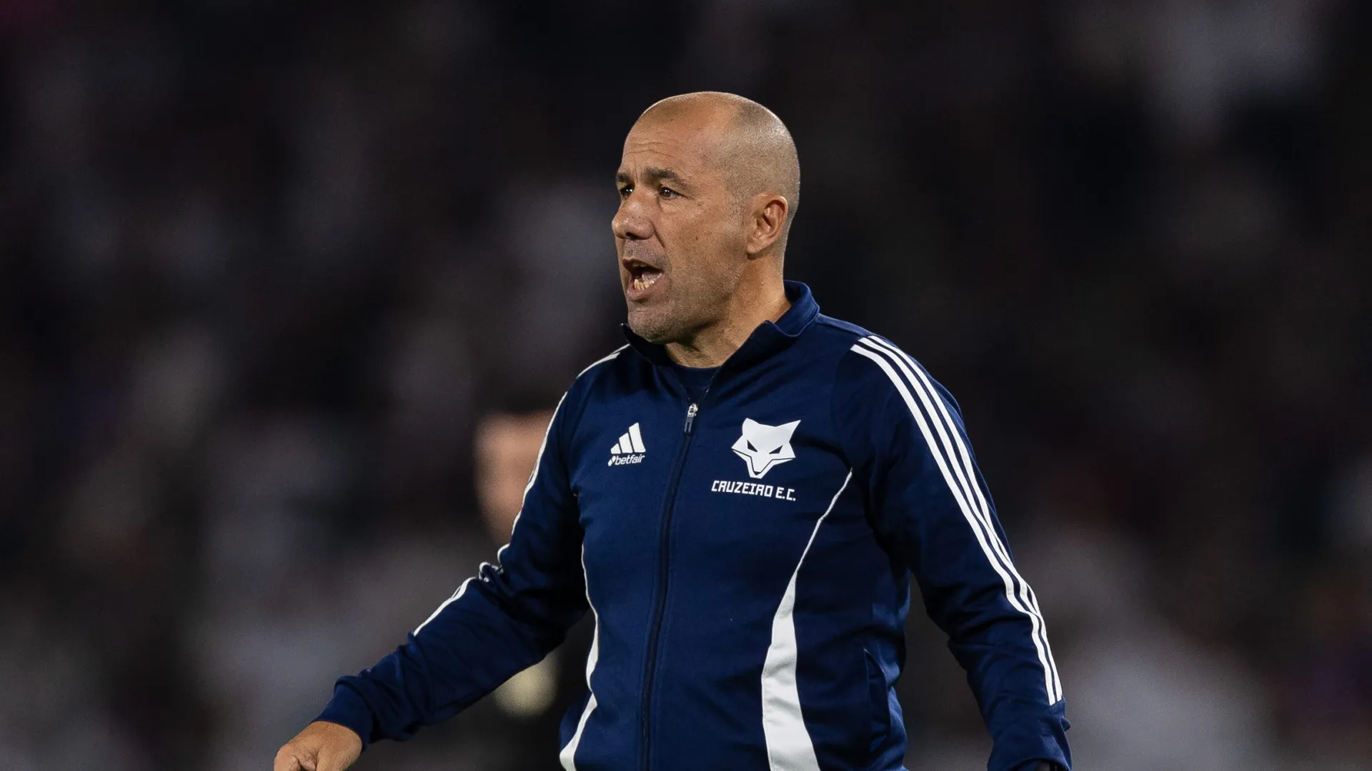 Cruzeiro perde liderança do Brasileirão para o Flamengo na 17ª rodada