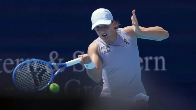 Iga Swiatek vence em Cincinnati e sobe a segundo no ranking WTA