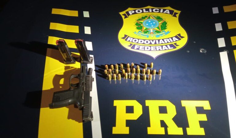 PRF apreende pistola e munições com motorista durante abordagem em Sinop