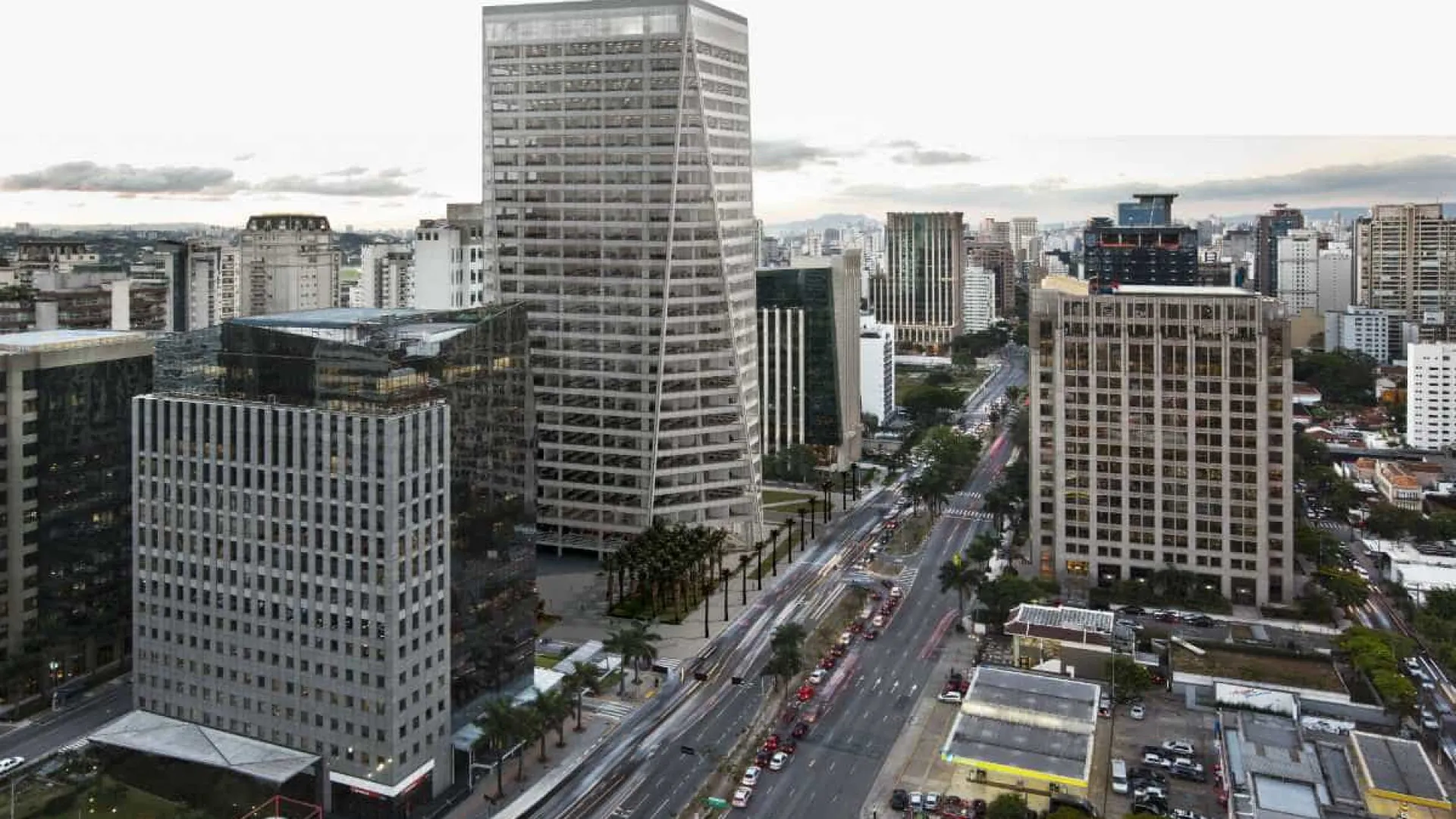 Construtora compra R$ 67 mi em títulos para regularizar prédio de luxo na região da Faria Lima