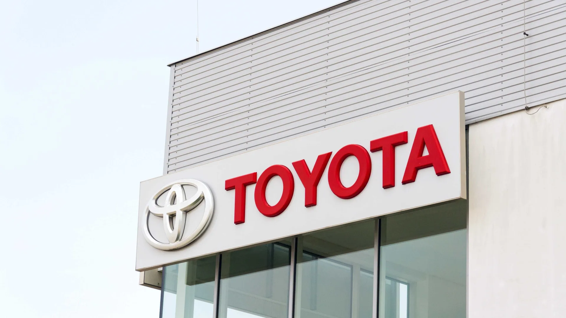 Toyota credita queda no lucro a impacto das tarifas dos EUA