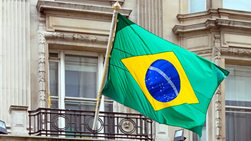 Brasil defendeu democracia melhor que EUA, diz professor de Harvard