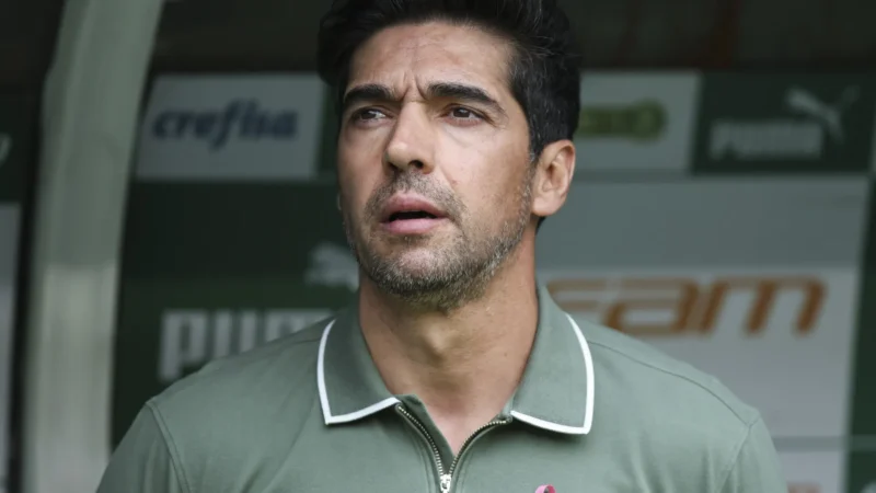 Abel Ferreira vê Carlos Miguel como 3ª opção no Palmeiras: ‘Quem chega tem que mostrar’