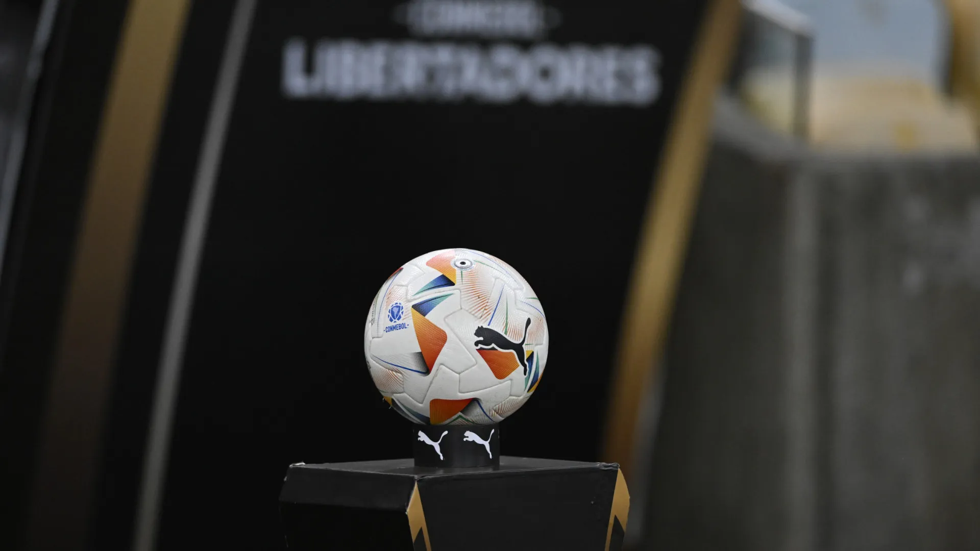 Conmebol anuncia que final da Libertadores será no Monumental de Lima