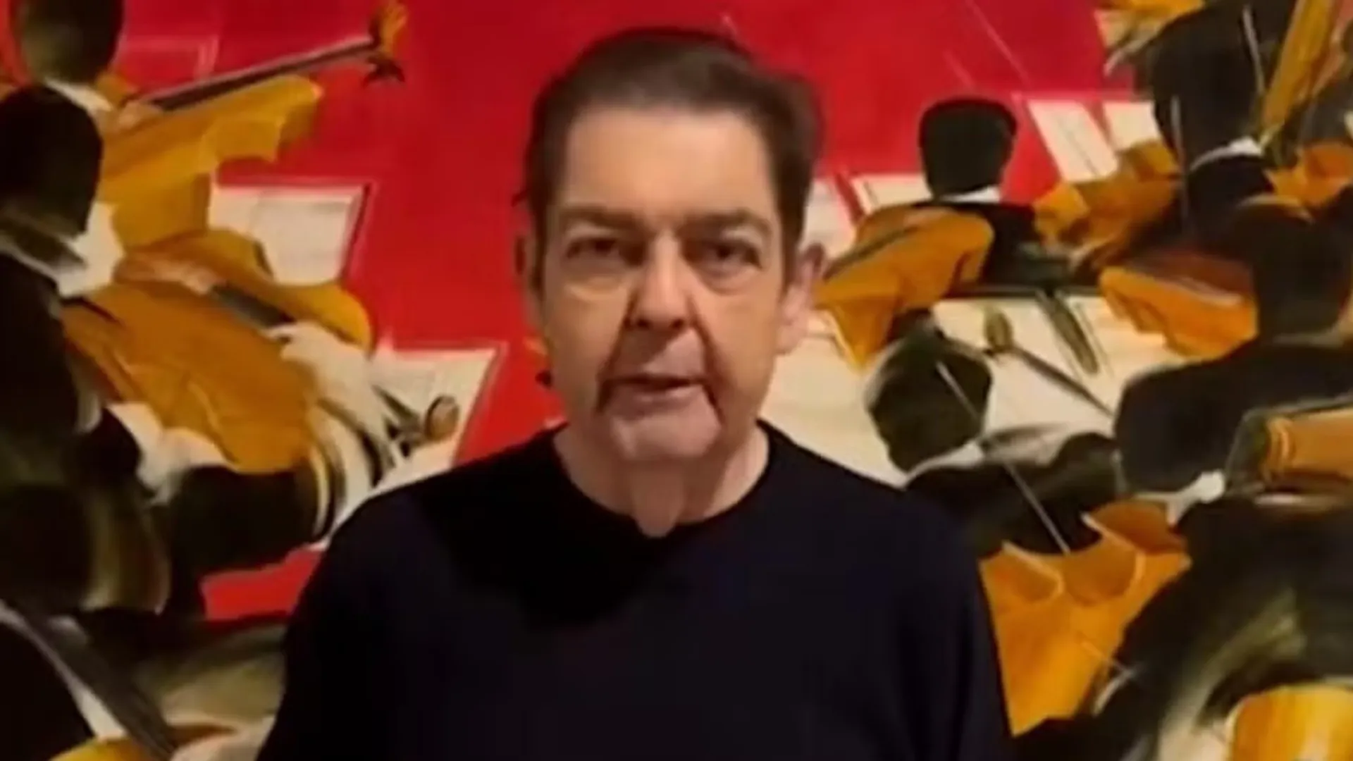 Após novos transplantes, Faustão é extubado e segue internado