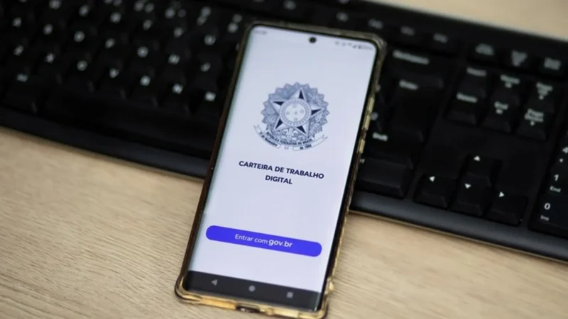 Taxa de desemprego caiu em todas as 27 Unidades da Federação no 2º trimestre, diz IBGE