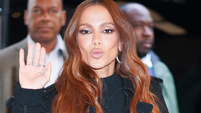 Anitta é criticada por ativista indígena após participar de ritual no Xingu