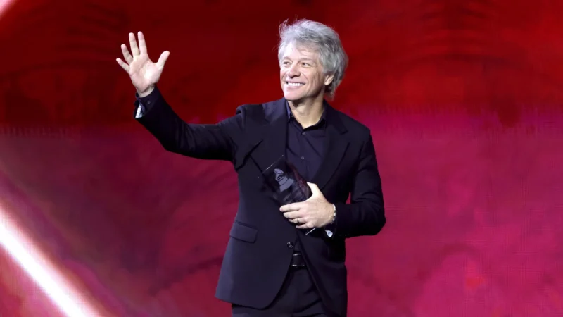 Heróis da vida real: Famosos que salvaram pessoas (literalmente)