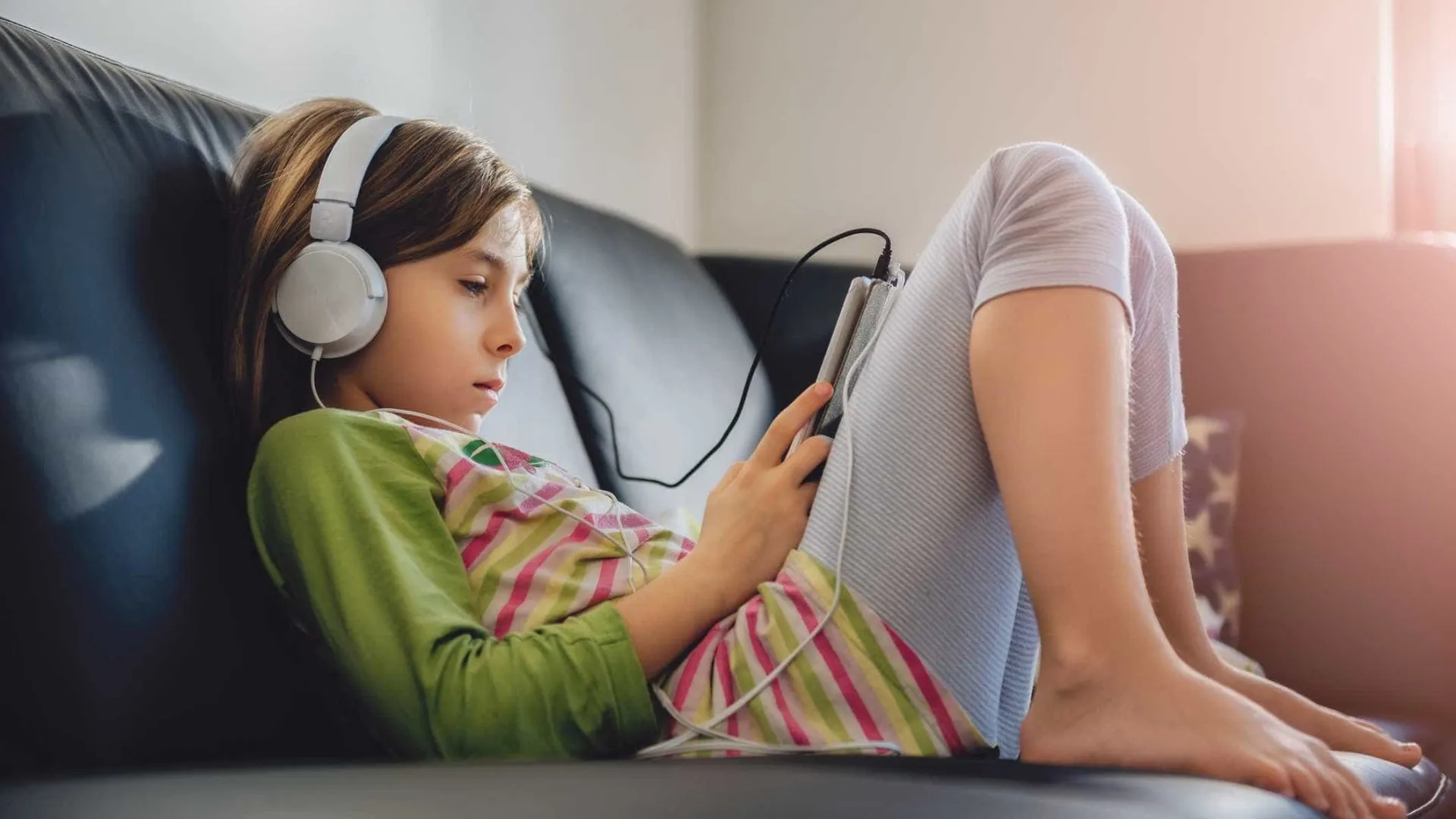 Governo Lula sanciona projeto de lei de proteção a crianças na internet