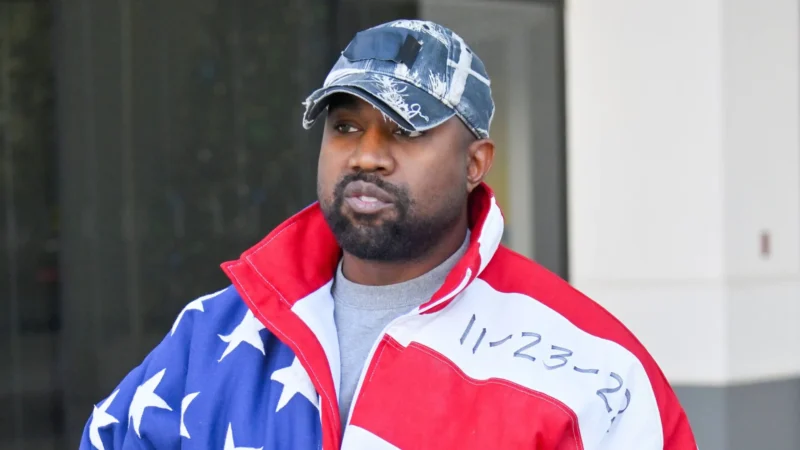 Kanye West vai depor em processo por assédio moral