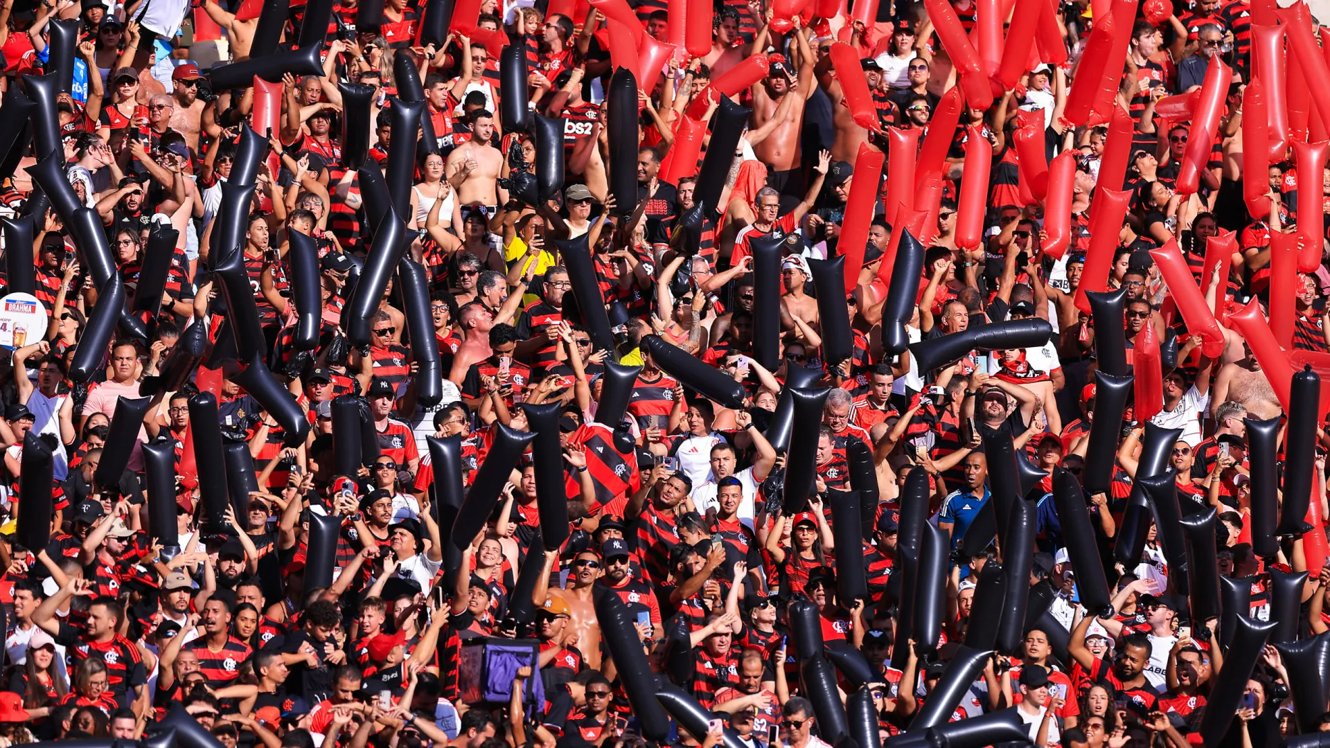 Justiça afasta organizada do Flamengo que voltou aos estádios há 2 semanas