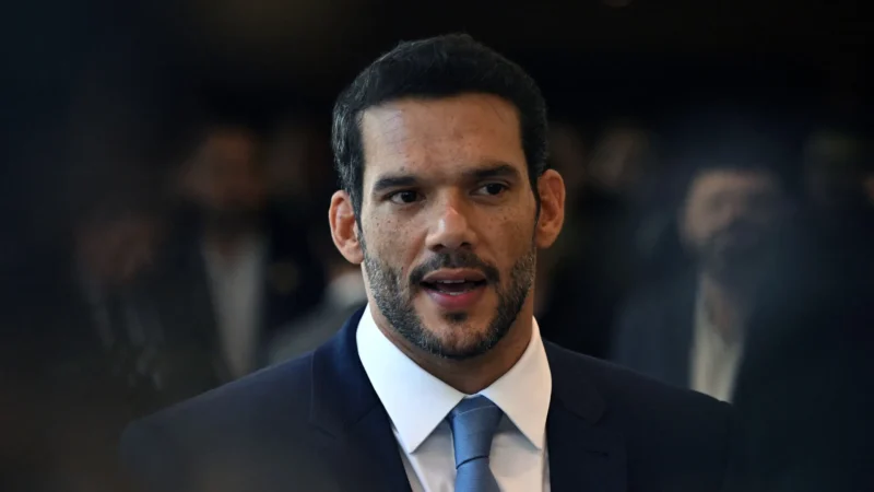 Samir Xaud sobe o tom para reclamar de partida contra Bolívia: ‘Uma verdadeira várzea’