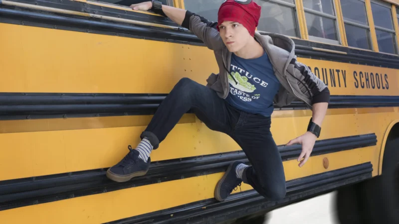 Tom Holland sofre acidente em filmagens do novo Homem-Aranha, diz site