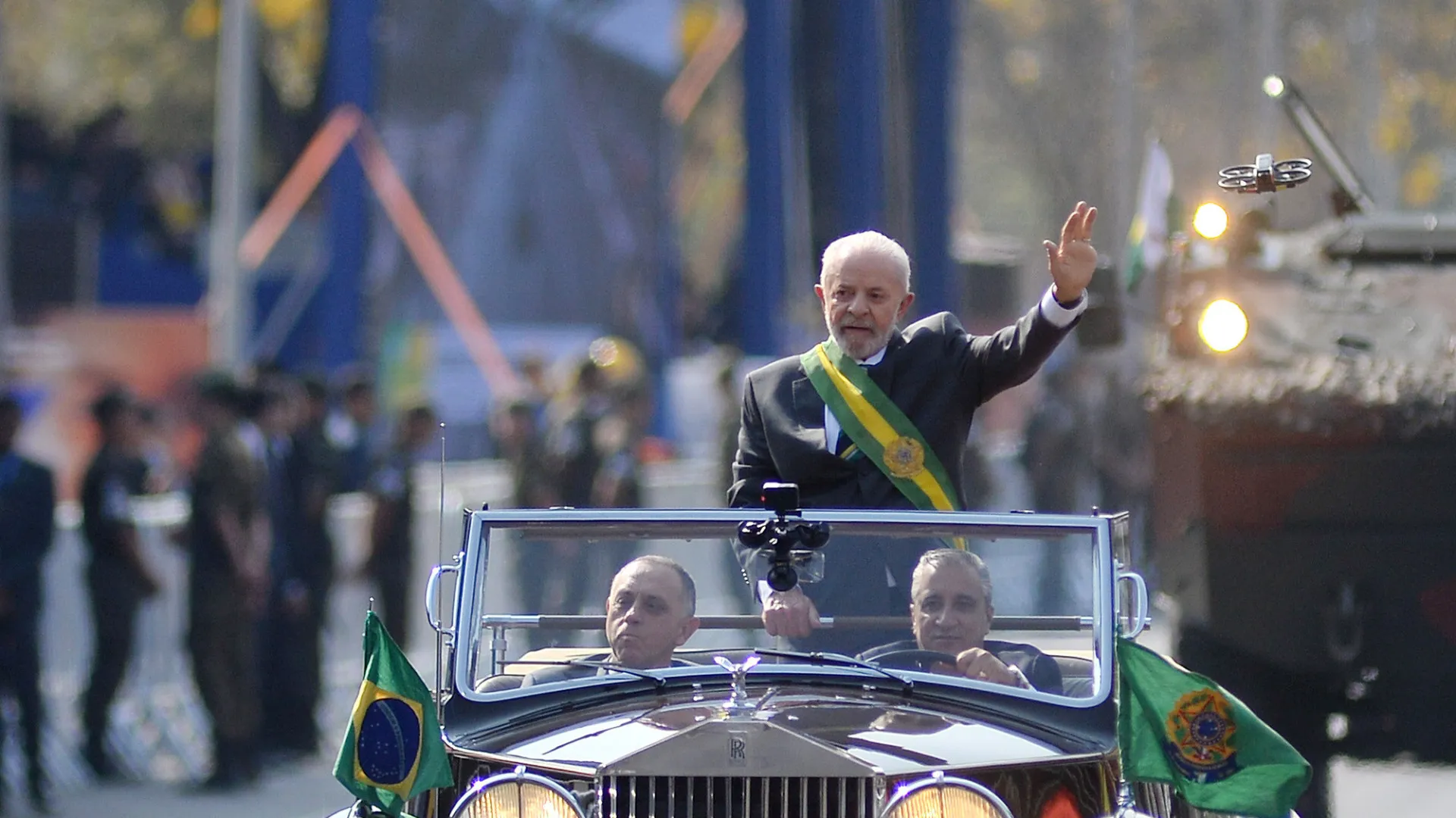 Lula inicia desfile do 7 de Setembro em Brasília com mote ‘Brasil Soberano’