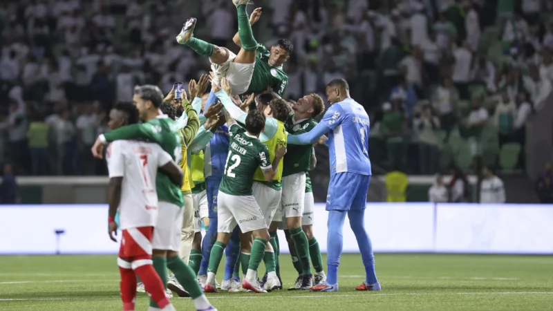 Retorno de atacante comove time do Palmeiras