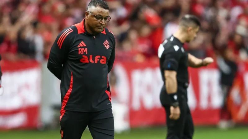 Inter demite técnico Roger Machado após derrota no Gre-Nal