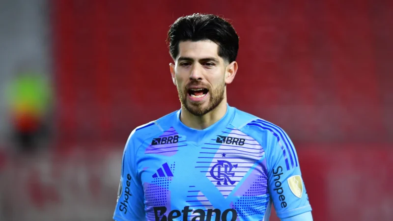 Rossi justifica fama de pegador de pênaltis que o trouxe ao Flamengo