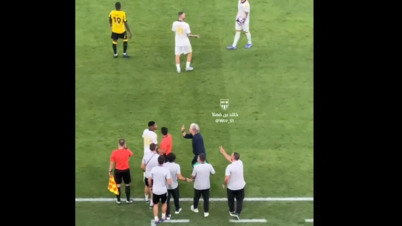 Jorge Jesus perde a paciência com jogador do Al Nassr; vídeo