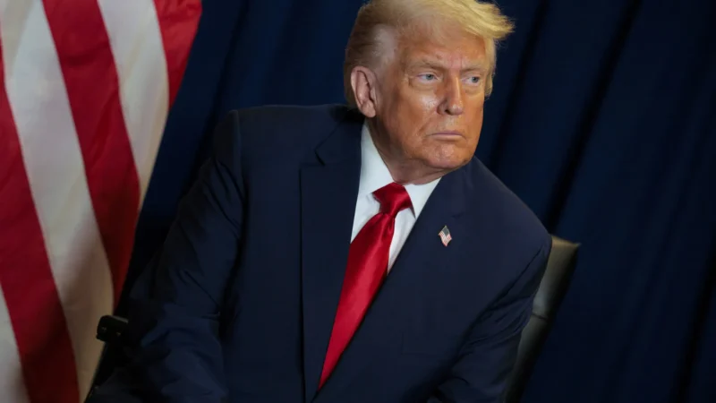 Trump promete tarifas a móveis importados e anuncia taxa de 100% sobre filmes estrangeiros