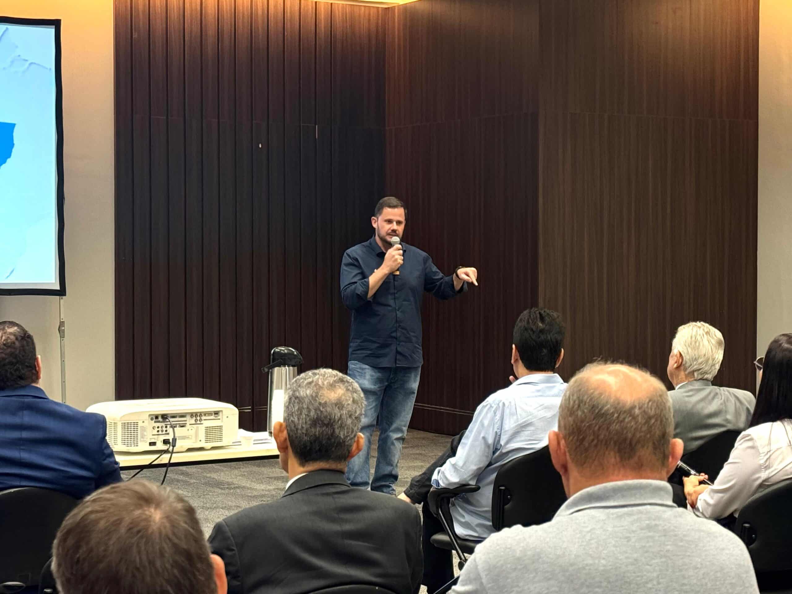 Entidade diz que tabela de fretes aumenta custos e prejudica produtividade em Mato Grosso