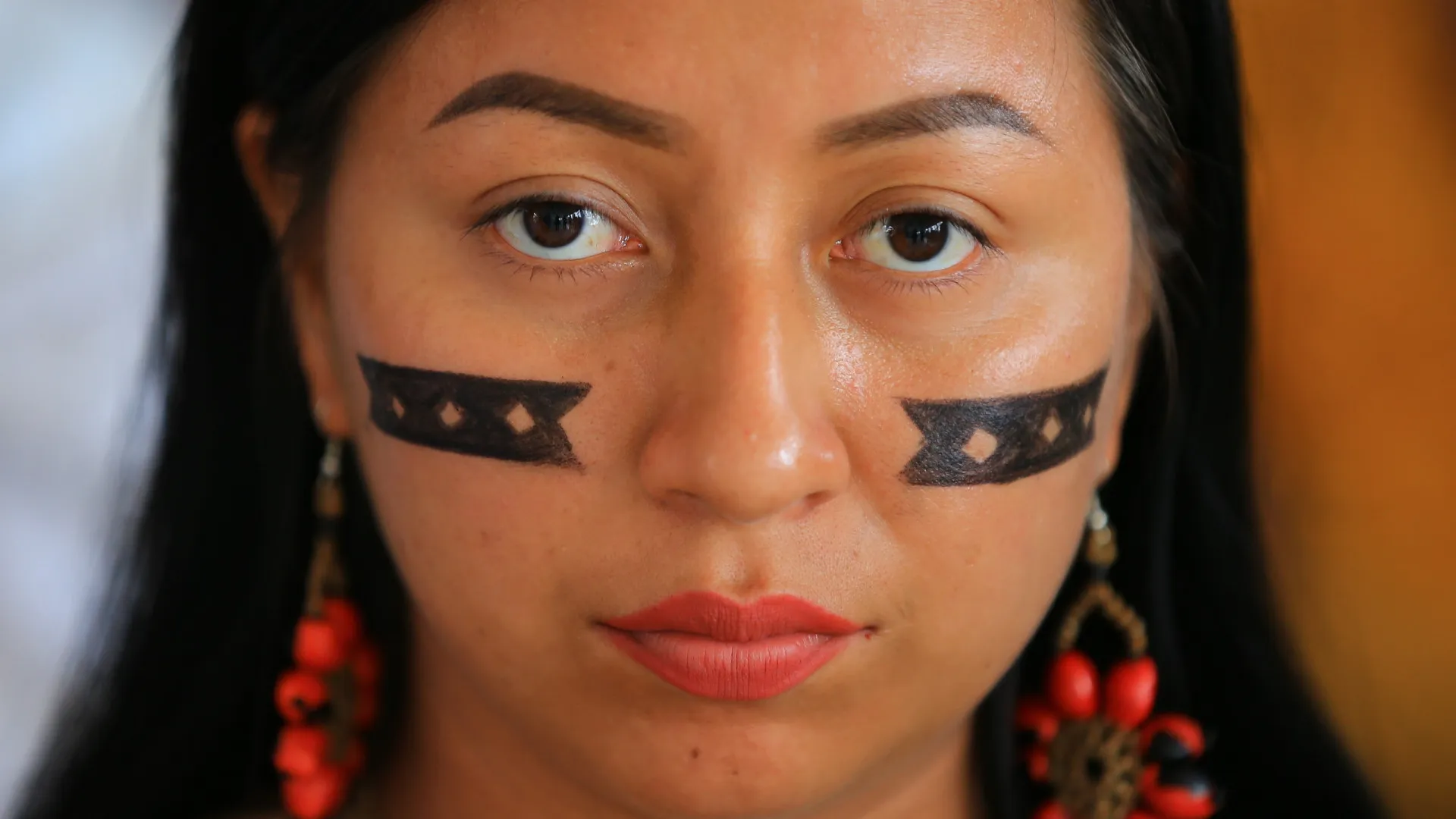 Flotilha inicia viagem do Equador ao Brasil para denunciar exploração florestal