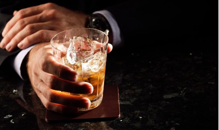 MPMT notifica entidades sobre risco de bebidas alcoólicas adulteradas
