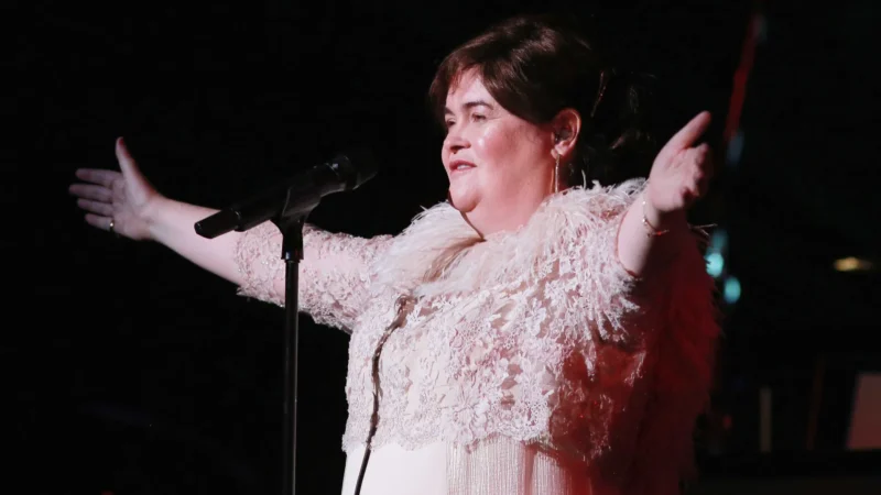 Susan Boyle, de ‘Britain’s Got Talent’, aparece irreconhecível