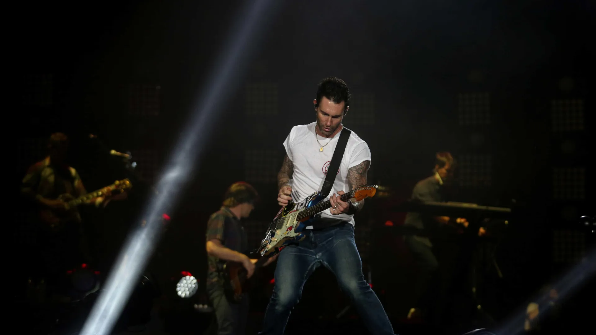 Veja como conseguir ingressos para o show grátis do Maroon 5 em São Paulo