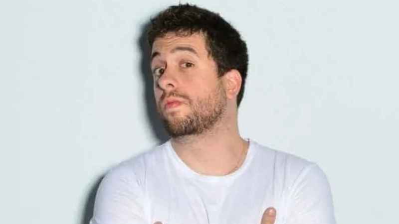 Maurício Meirelles cancela show após misturar remédio para insônia com bebida alcoólica