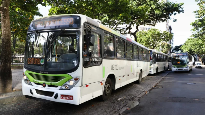 IBGE aponta 1,3 milhão de pessoas demorando mais de 2h para chegar ao trabalho em 2022