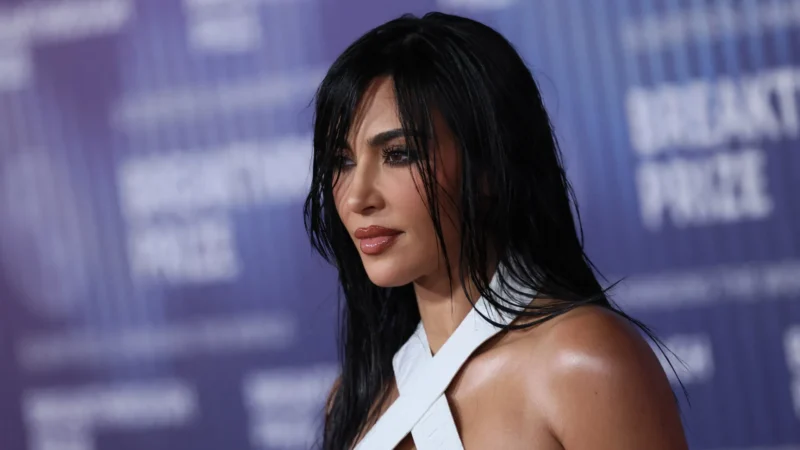 Kim Kardashian afirma não acreditar que homem pisou na Lua em 1969