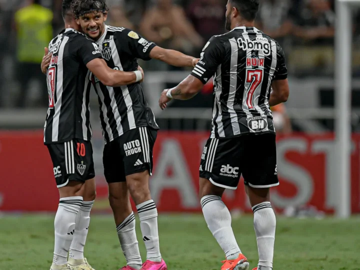 Atlético-MG tenta quebrar sequência negativa como visitante diante do Fluminense no Maracanã
