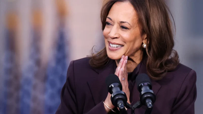 Em livro-desabafo, Kamala Harris se queixa da Casa Branca e do próprio partido