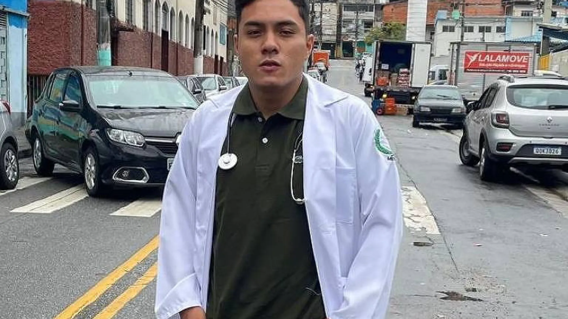 ‘Tem que sofrer mesmo’, disse bombeiro durante atendimento a estudante de medicina baleado por PM