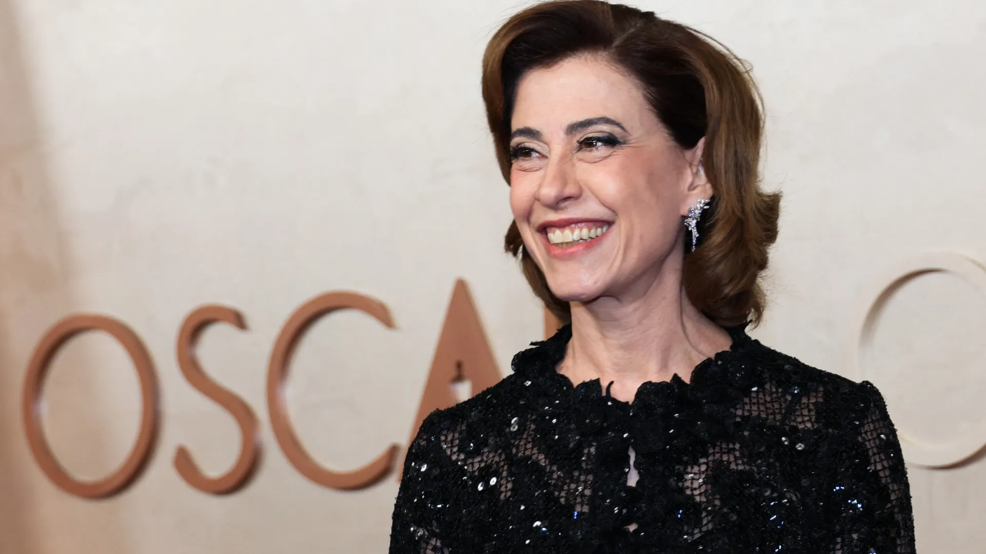Próximo filme de Fernanda Torres, após ‘Ainda Estou Aqui’, será ‘Os Corretores’