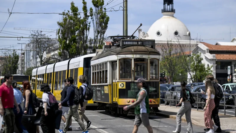 Saiba como nova lei dos estrangeiros afeta brasileiros em Portugal