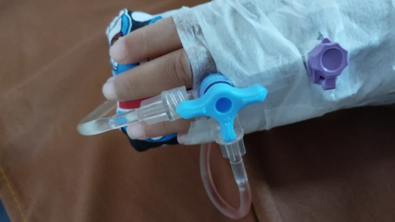 ‘Estou destruída, parece que tomei a cachaça desse mundo todo’, disse vítima de metanol