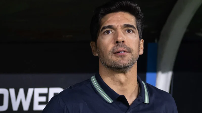 Abel rejeita proposta para deixar o Palmeiras e ir rumo à Premier League