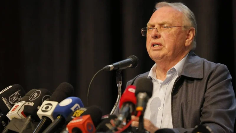 O que explica Corinthians sair de previsão no azul para déficit de R$ 83 mi