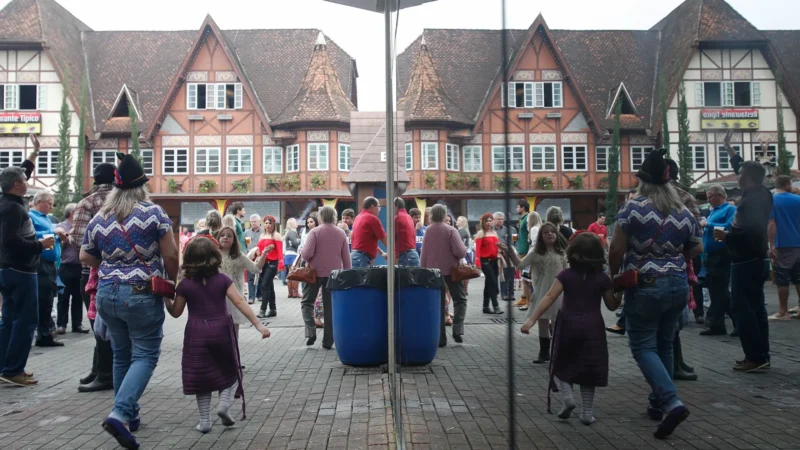40º edição da Oktoberfest começa hoje em Blumenau (SC)