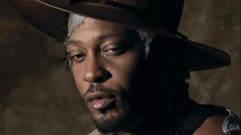 D’Angelo, astro do soul e do R&B, morre aos 51 anos