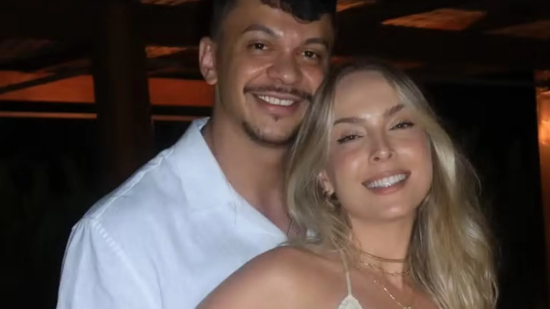 Júlio Cocielo anuncia fim de casamento com Tata Estaniecki