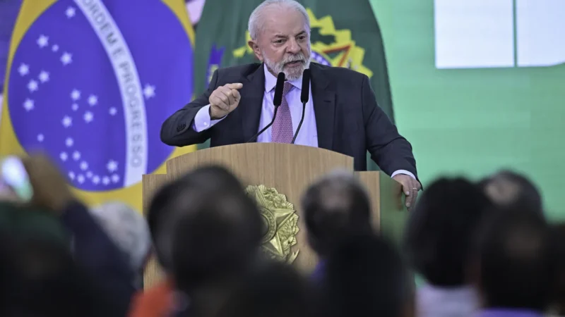 Lula defende uso de moedas locais para comércio Brasil-Indonésia