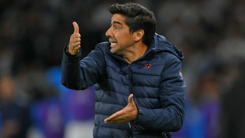 Derrota do Palmeiras em Quito não abala Abel: ’90 minutos no Allianz Parque é muito tempo’